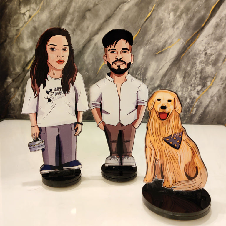 Couple  & Pet Personalised Illustration Miniature (COD Not Available)