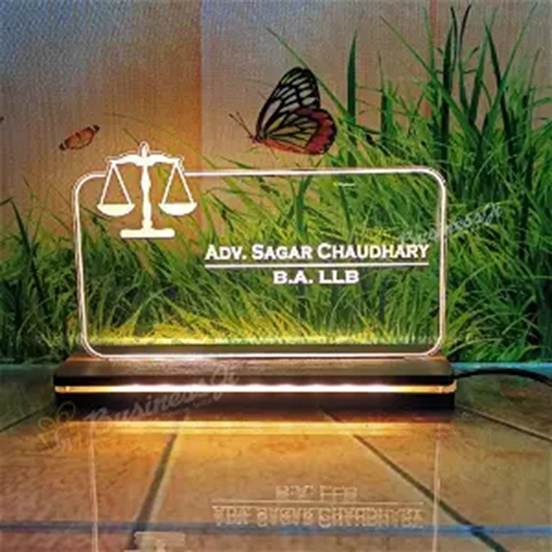 Lawyer  led Stand 1.O